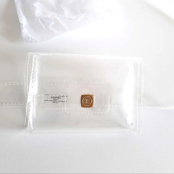New in box RARE Chanel clear belt bag with logo buckle. Never used! - Picture 4 of 6